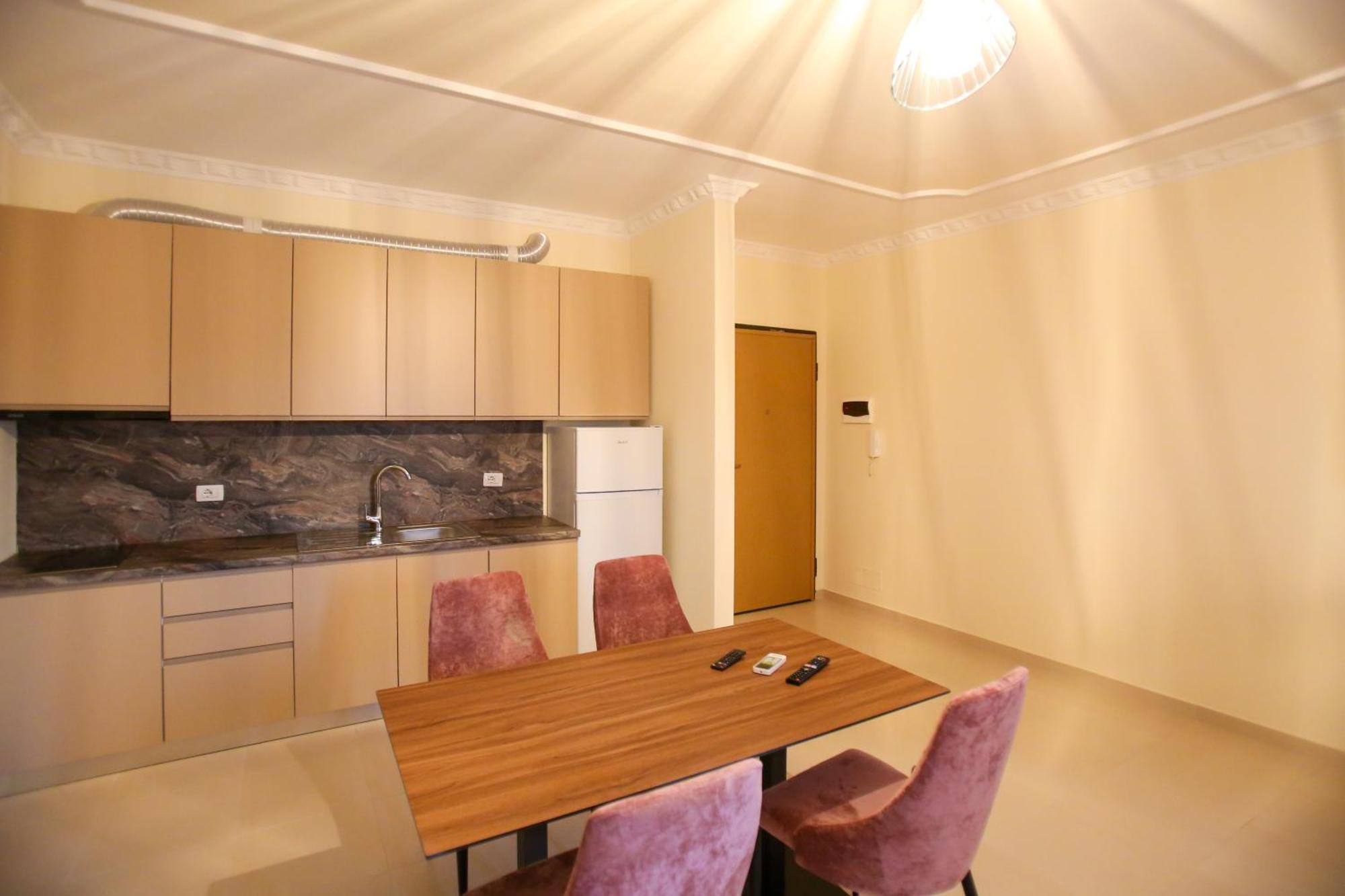 Oasis Residence Vlorë Exterior foto